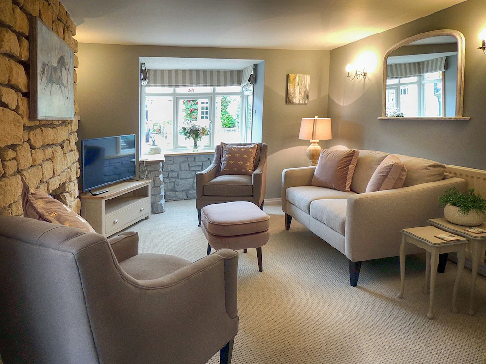 Cotswold Cottage Gems - The Lansdowne Cottage