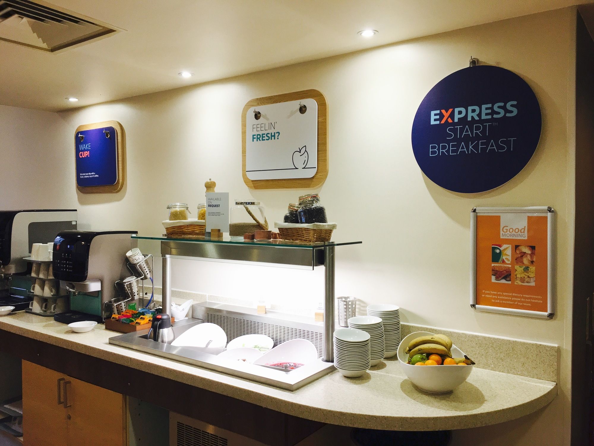Holiday Inn Express Cheltenham Town Centre