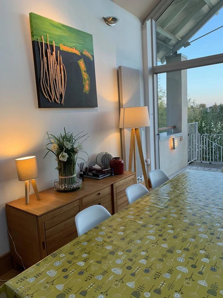 Chehondo  Clearwater Luxury Lakeside Cottage