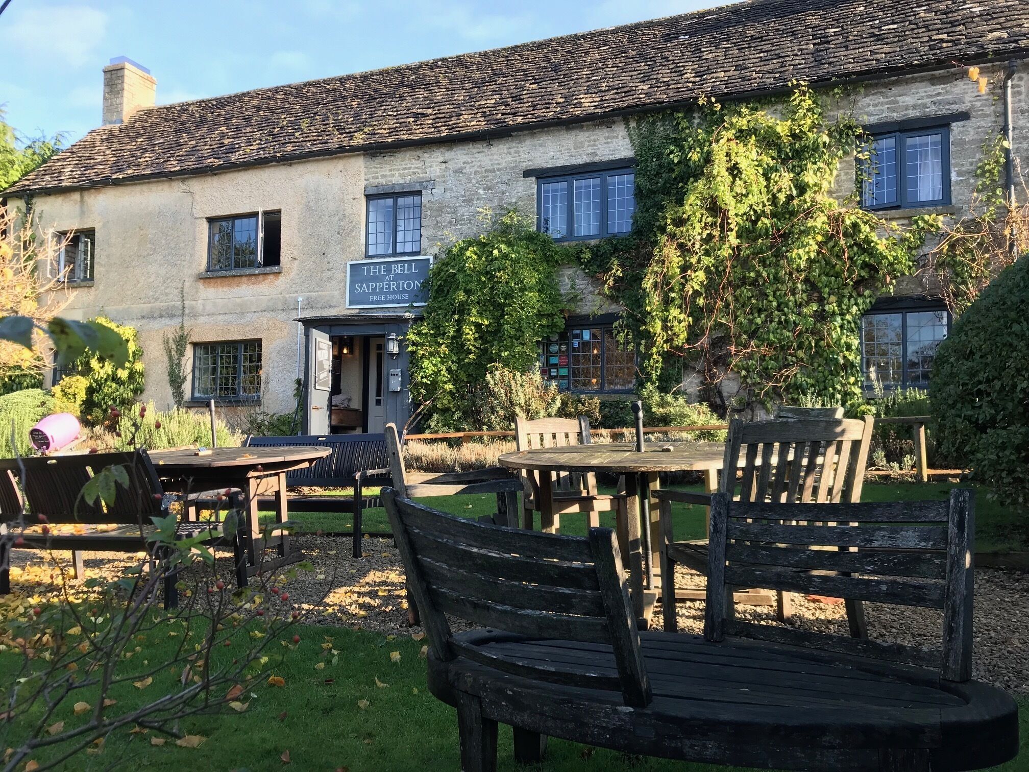 The Bell At Sapperton