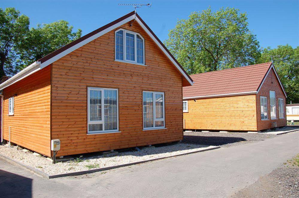 Warrens Holiday Village