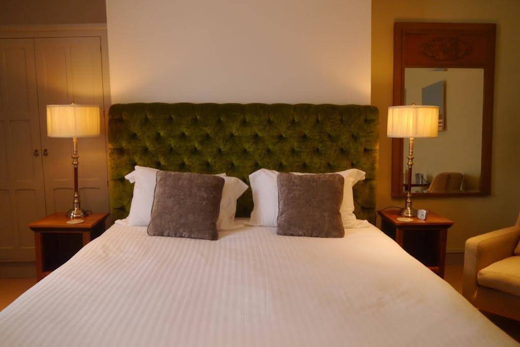 Browns Hotel