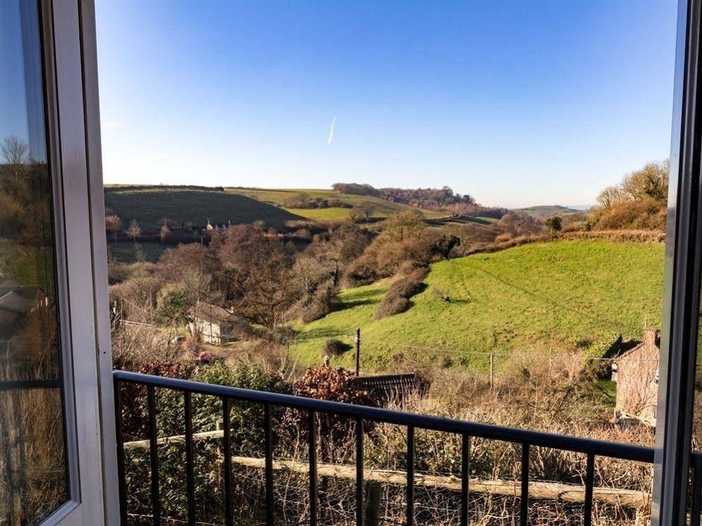 Three Horseshoes Inn