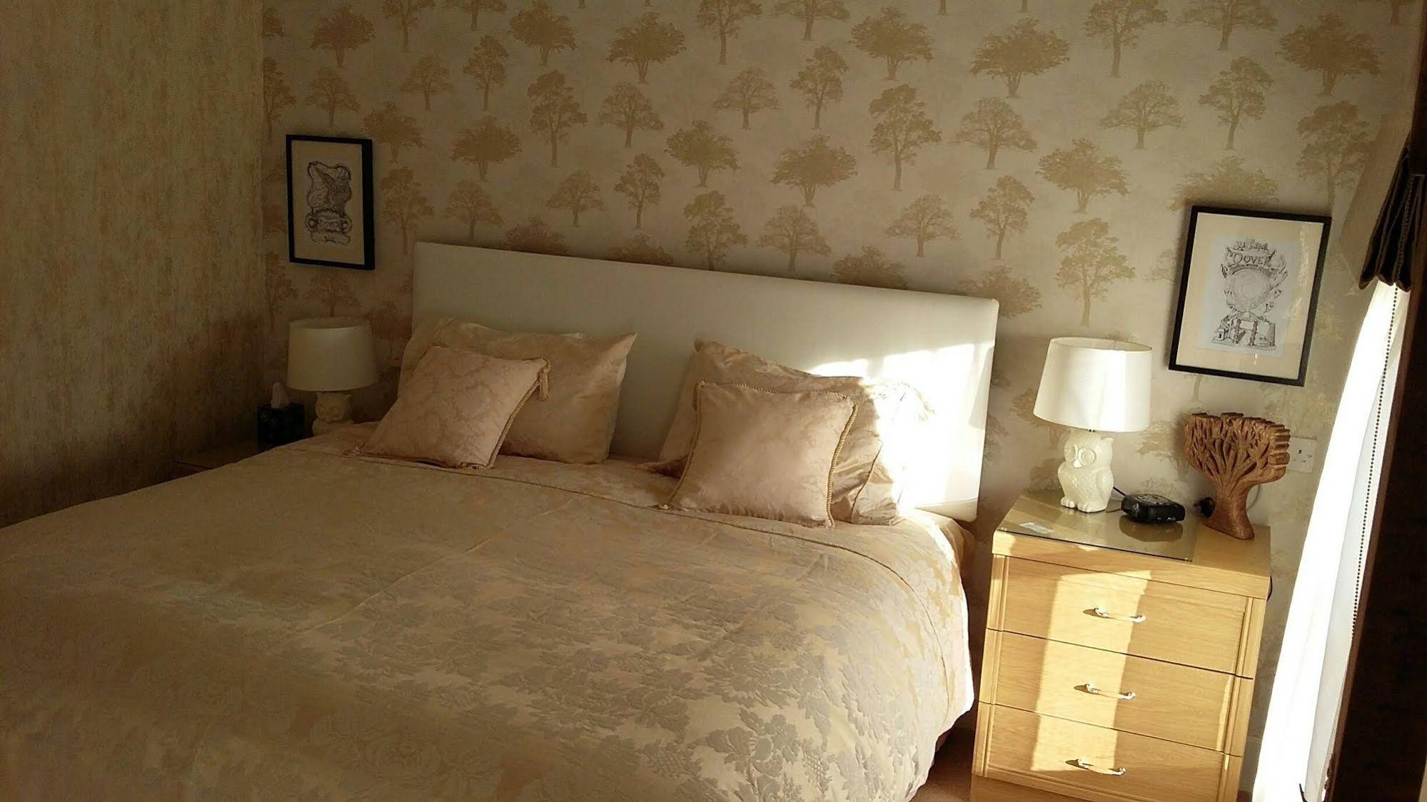 Maison Dieu Guest House