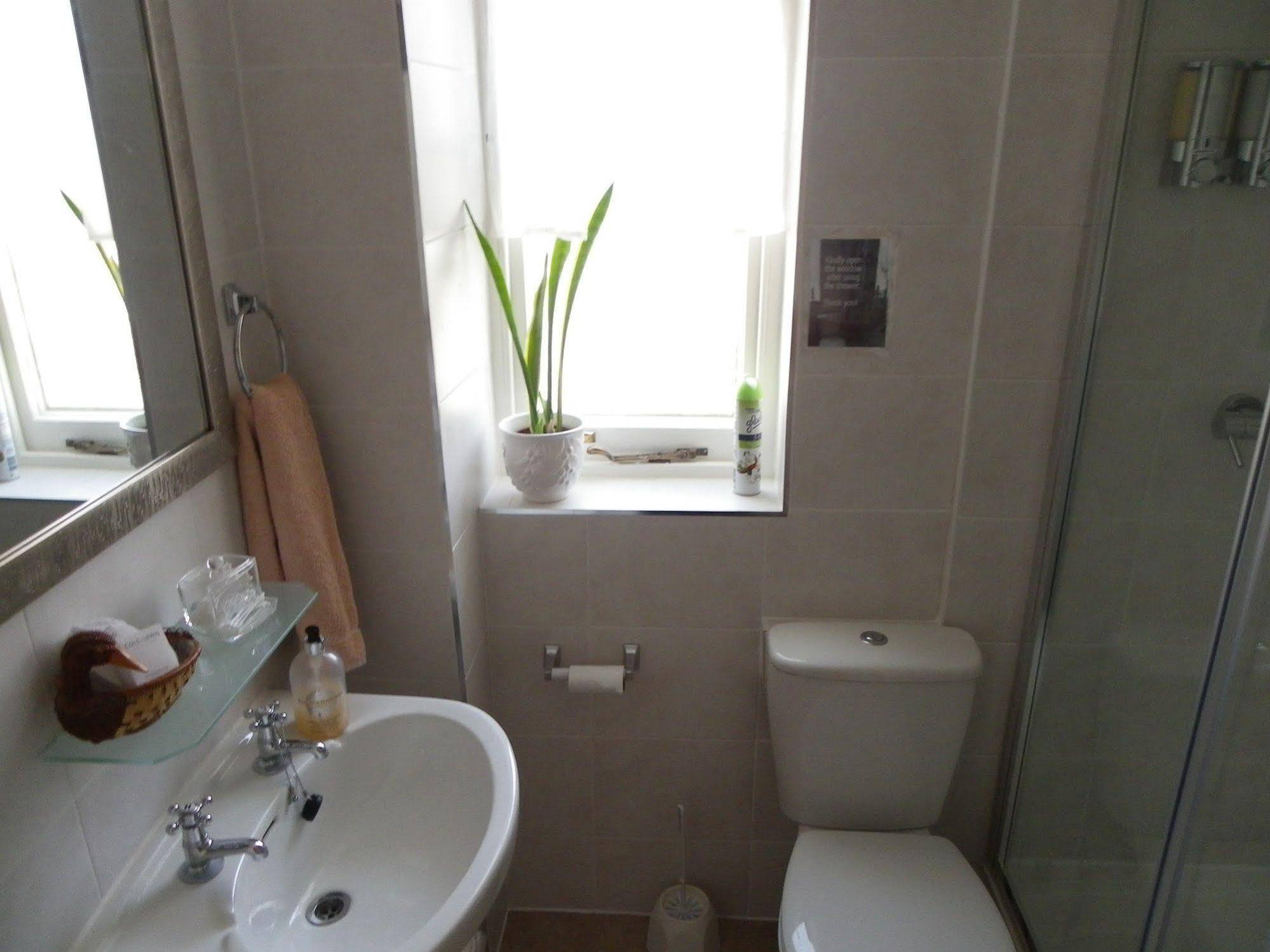 Maison Dieu Guest House