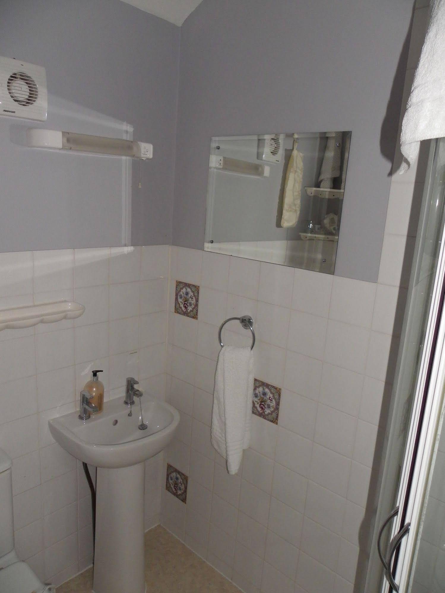 Maison Dieu Guest House