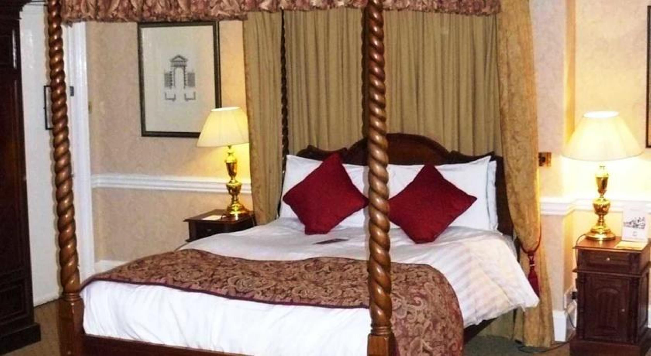 Dumbleton Hall Hotel