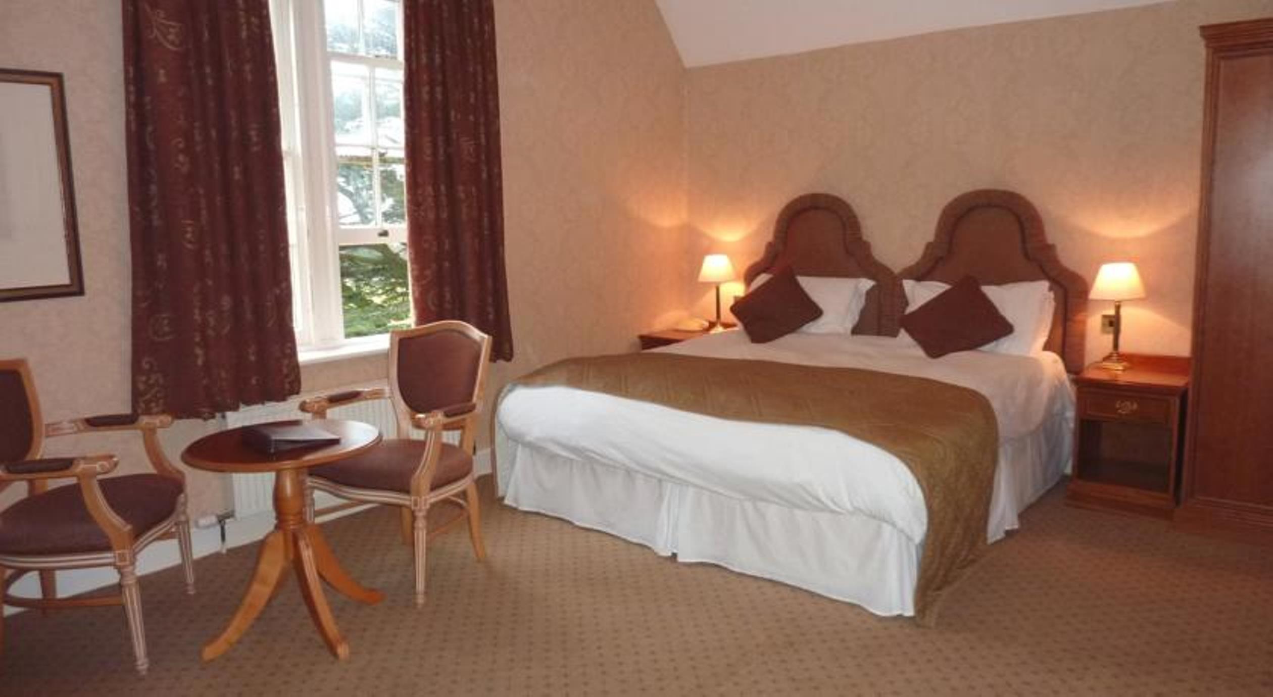 Dumbleton Hall Hotel