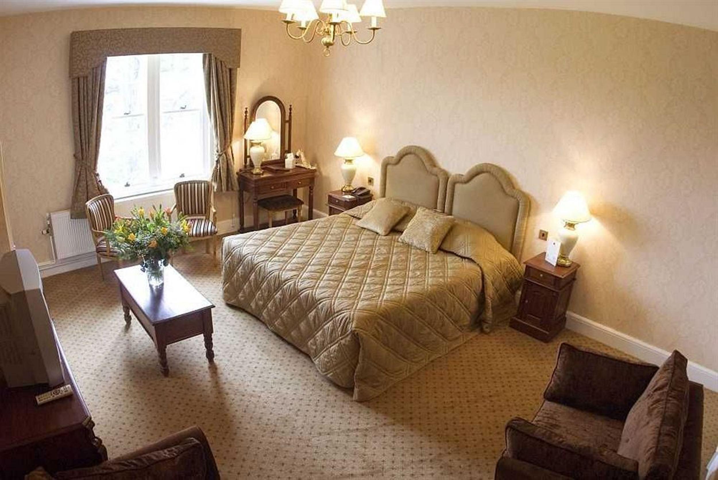Dumbleton Hall Hotel