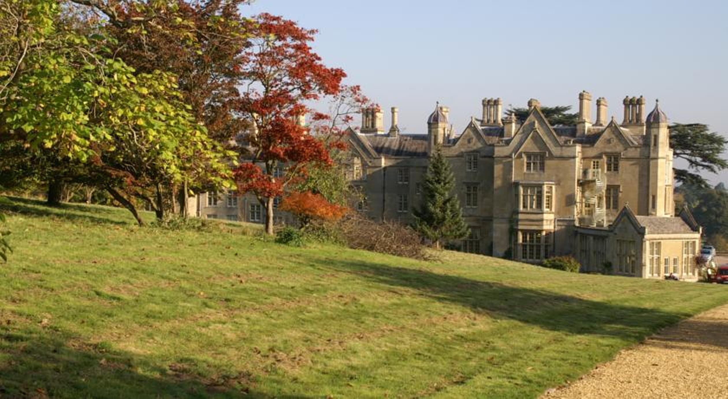 Dumbleton Hall Hotel