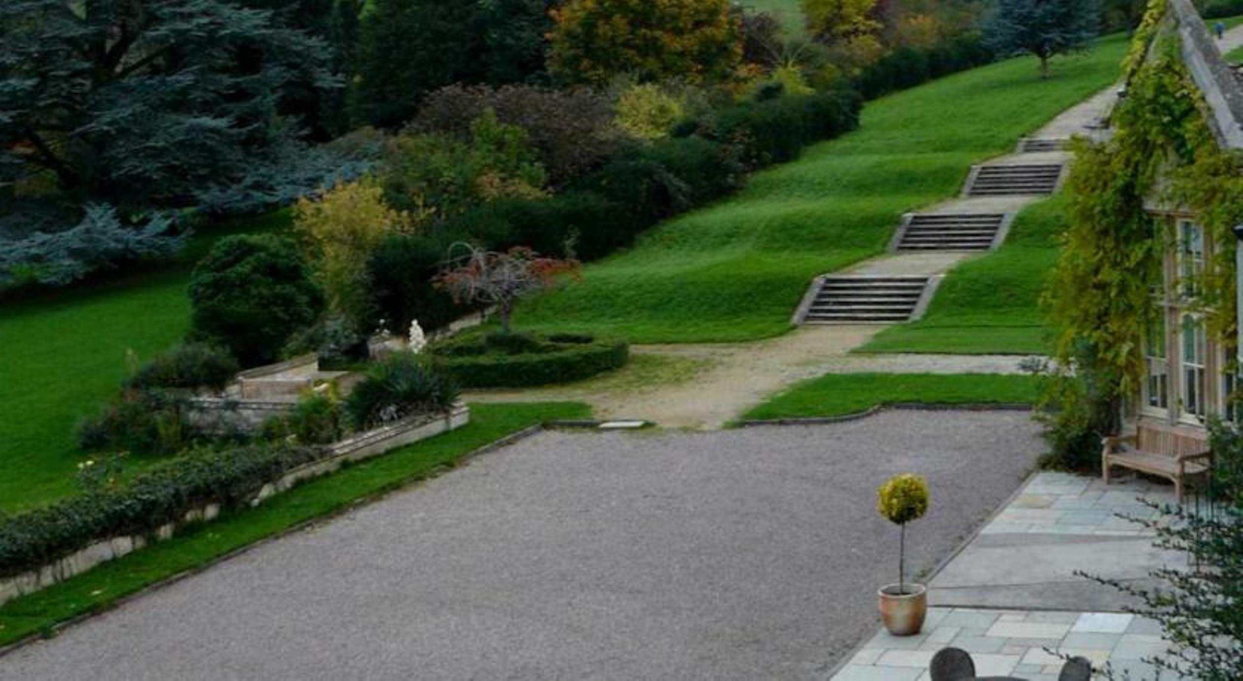 Dumbleton Hall Hotel