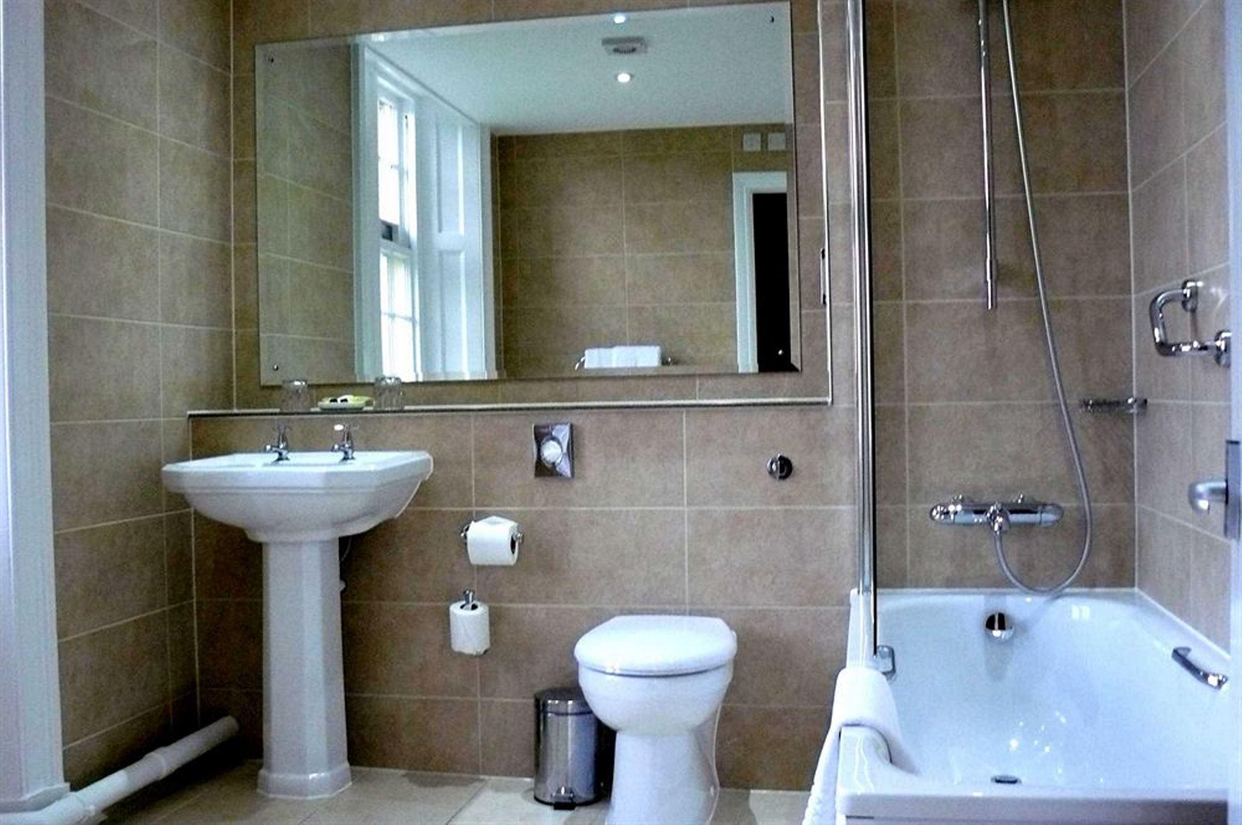 Dumbleton Hall Hotel
