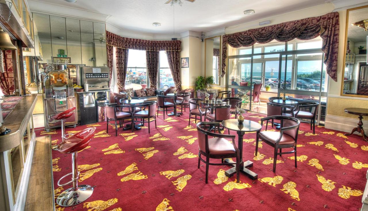 Albany Lions Hotel