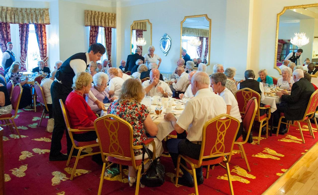 Albany Lions Hotel