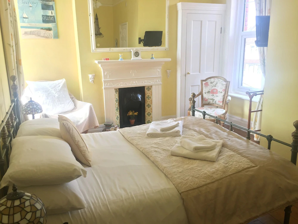 Coast Guest House Accommodation Eastbourne