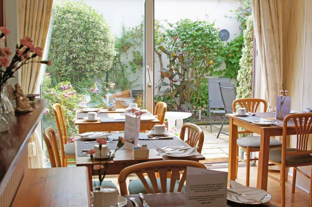 Southcroft Hotel - Guest House