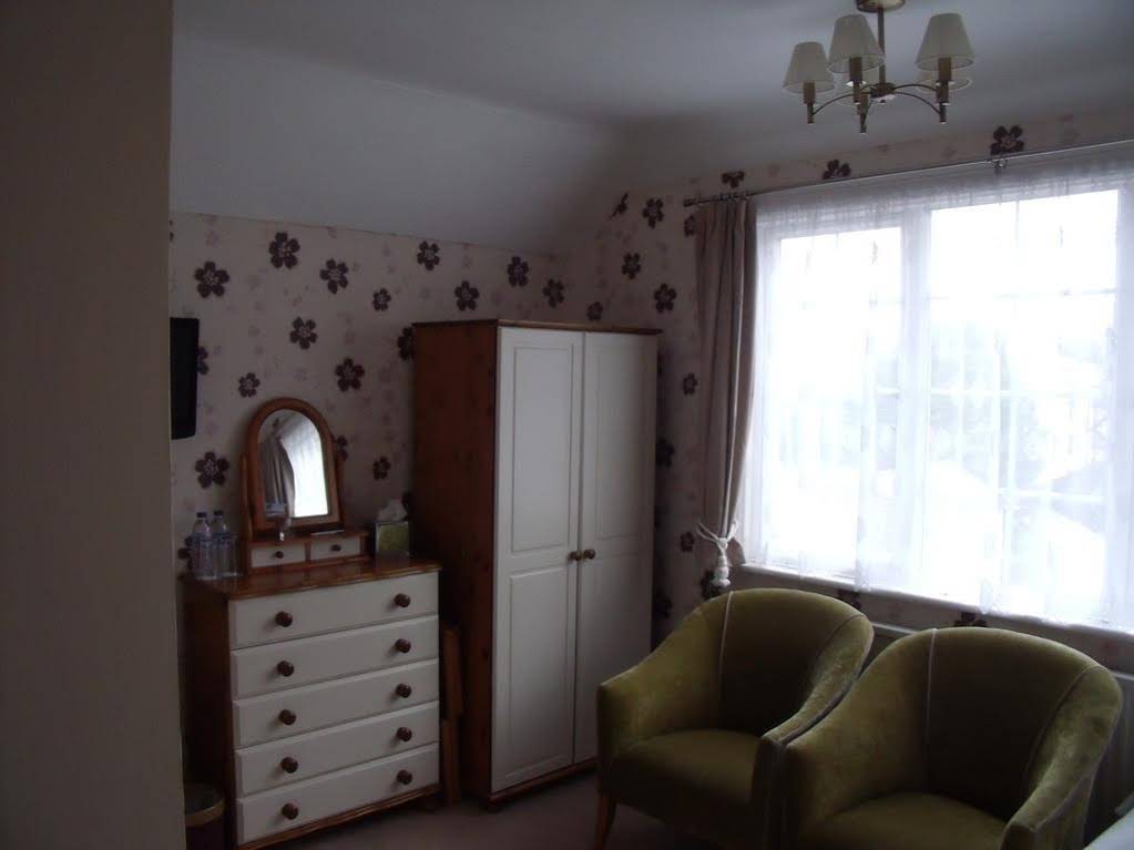 Southcroft Hotel - Guest House
