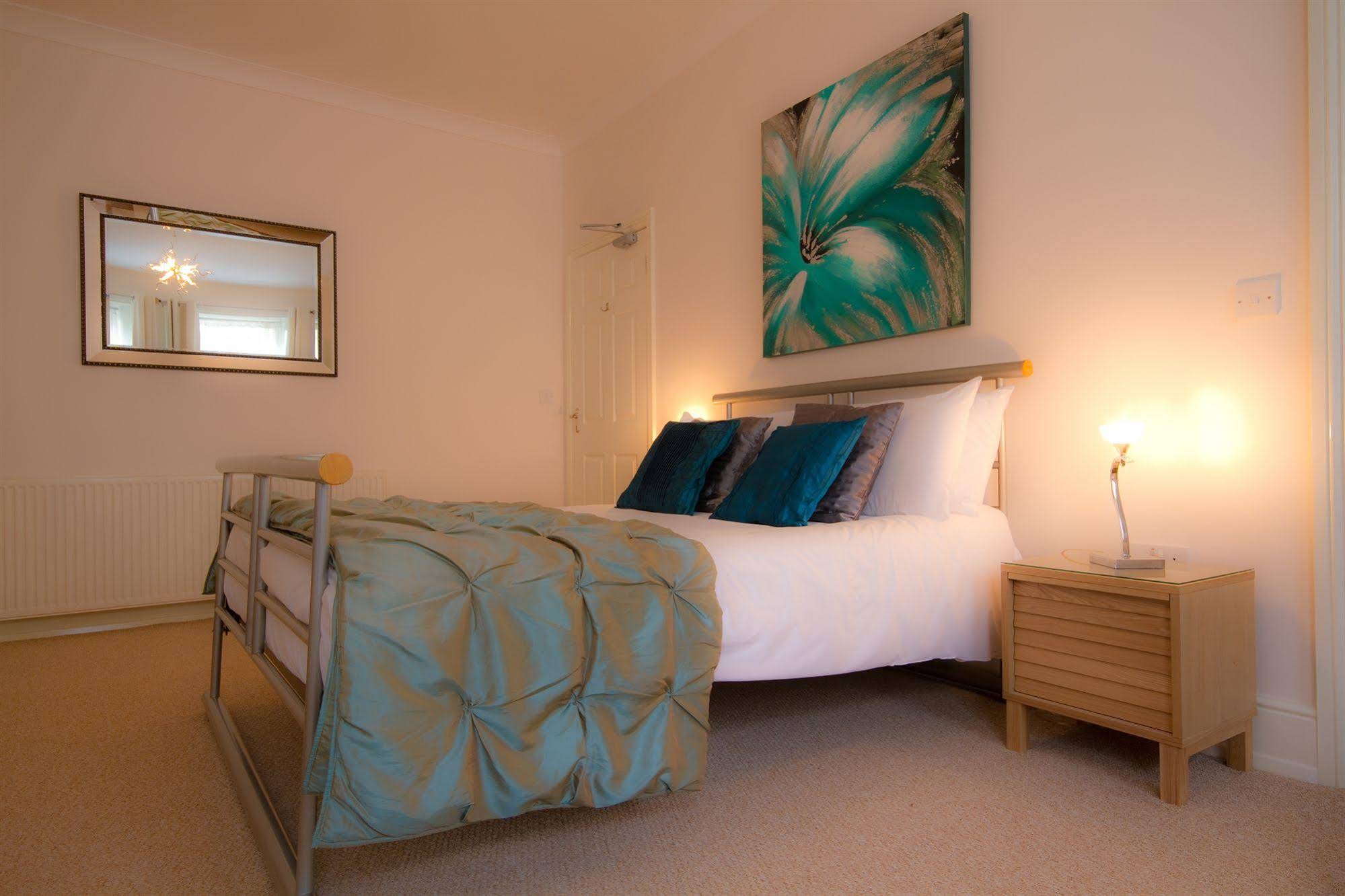 The Guesthouse East