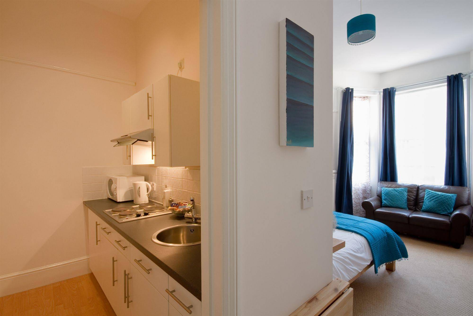 The Guesthouse East