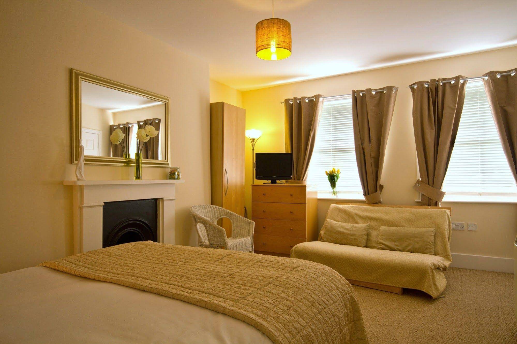 The Guesthouse East