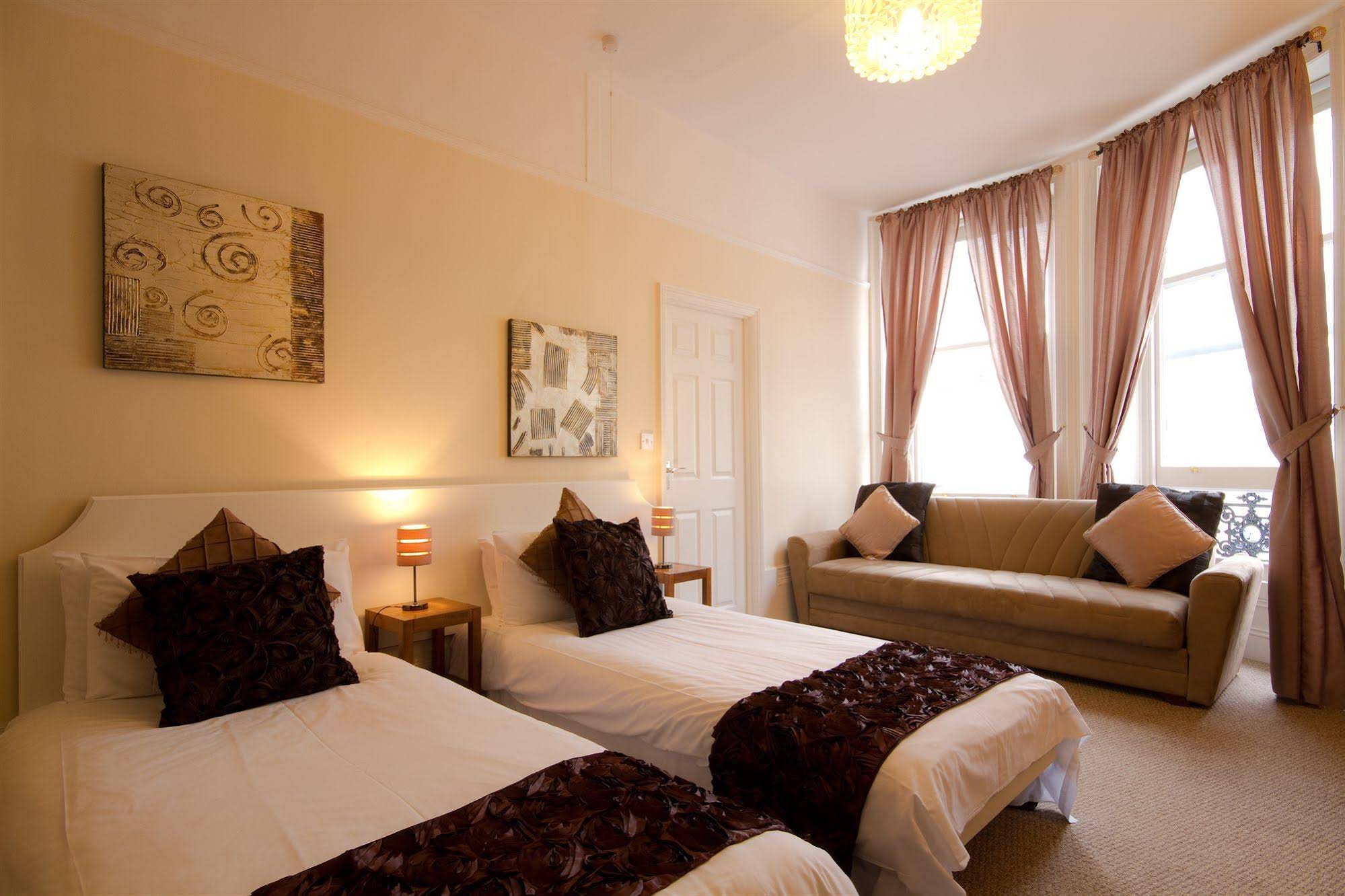 The Guesthouse East
