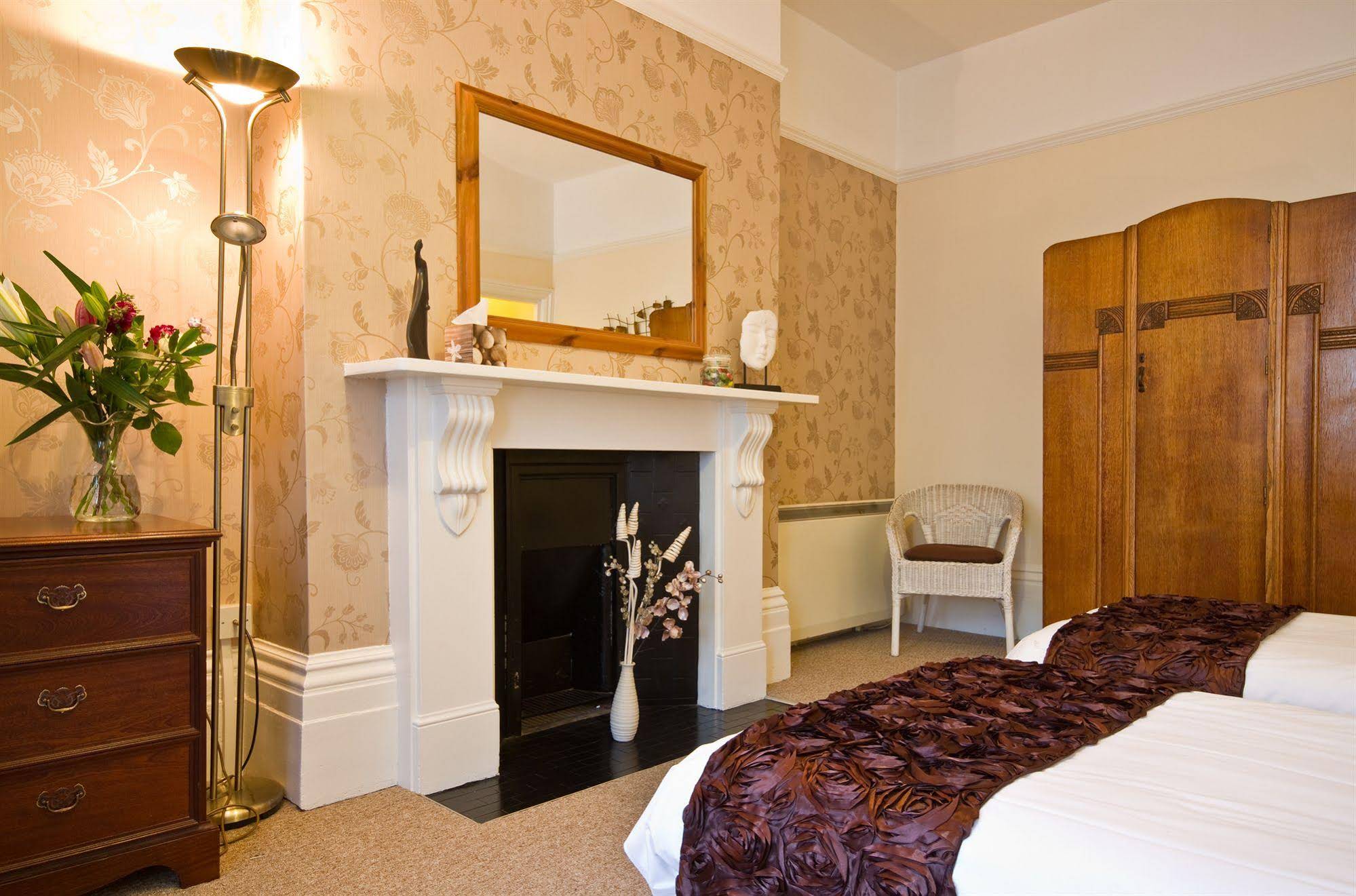 The Guesthouse East