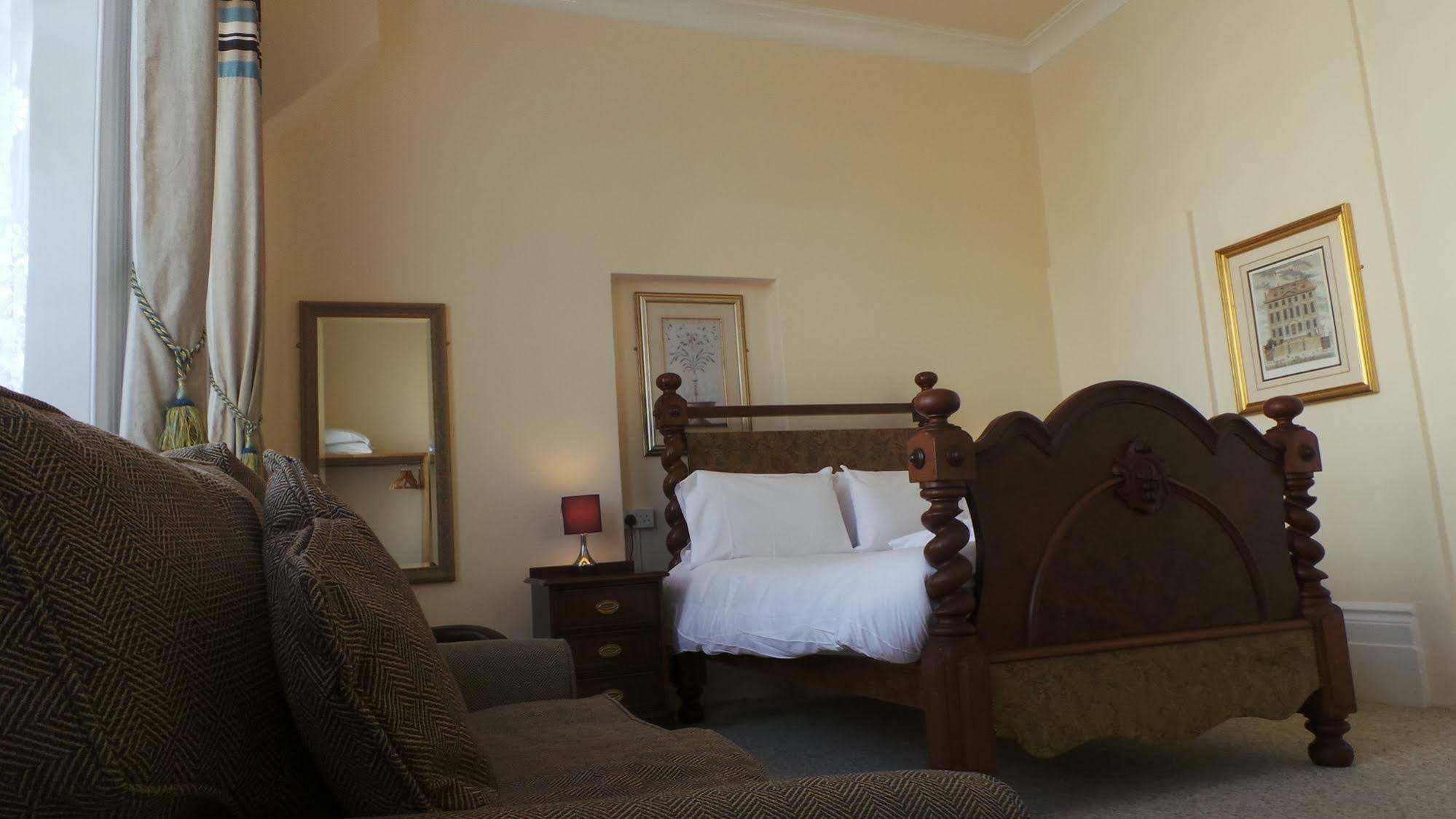 Vernon House Hotel - Hotel