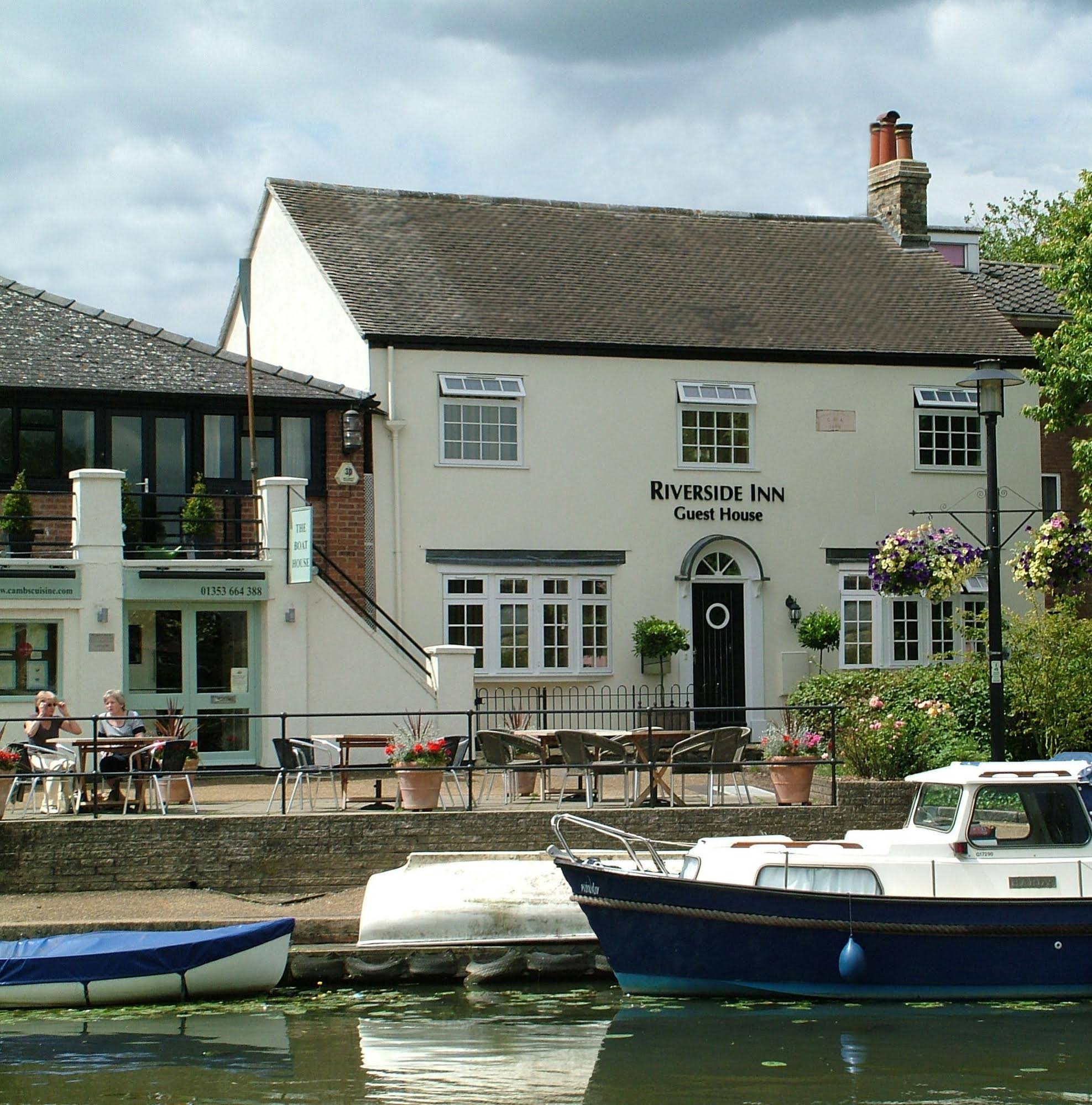 Riverside Inn Guest House