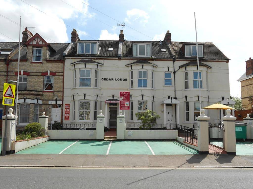 Cedar Lodge Hotel