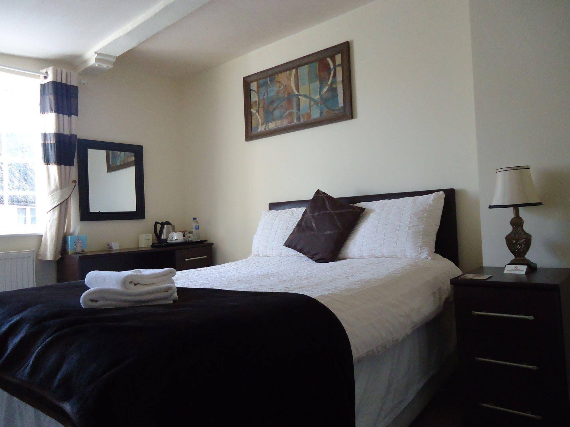 The Silverton Inn - B&B