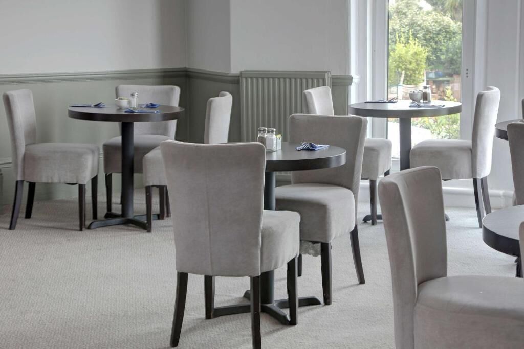 Exmouth Beach Hotel