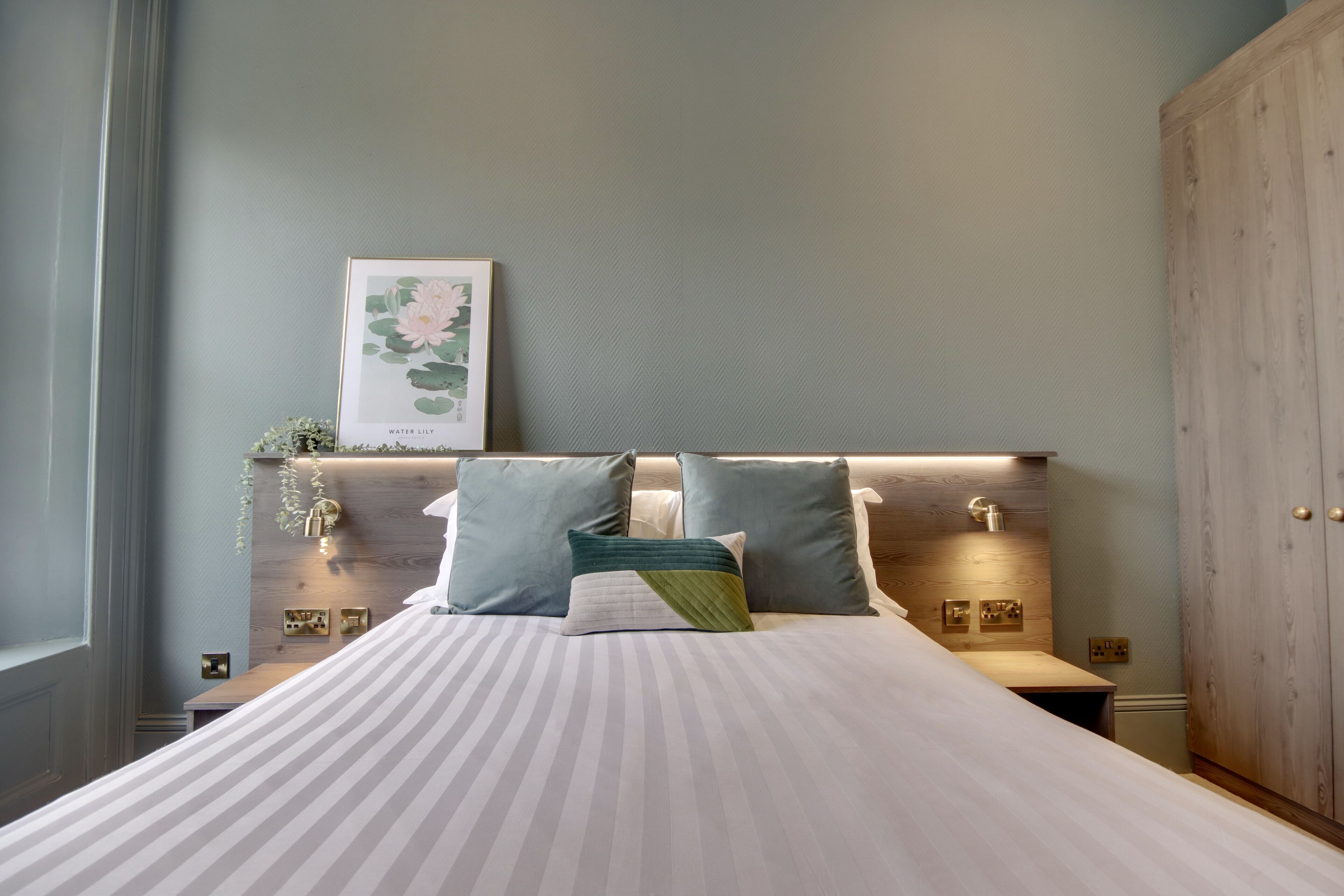 Orange Grove Hotel Gardens