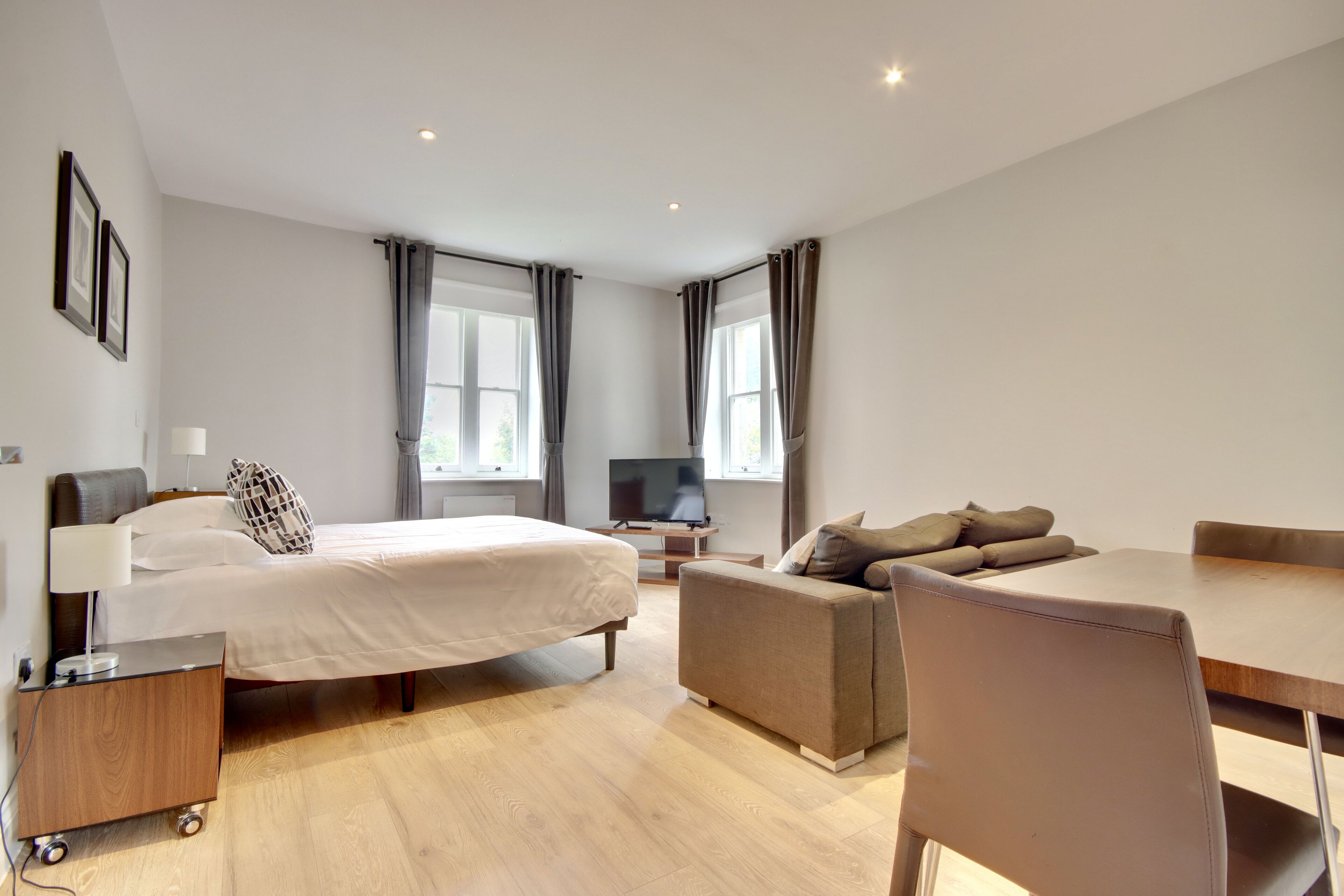 Orange Grove Hotel Gardens