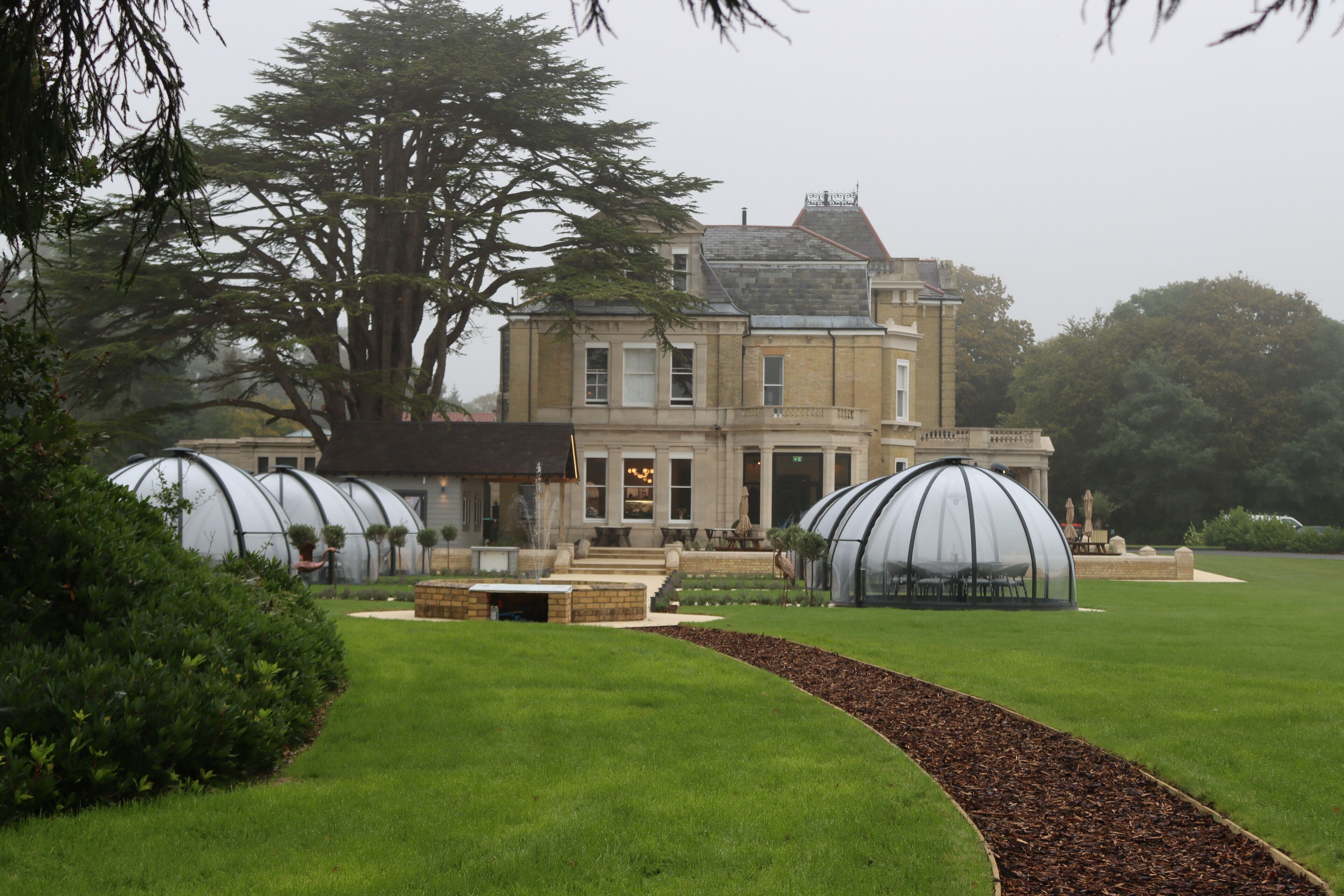 Orange Grove Hotel Gardens