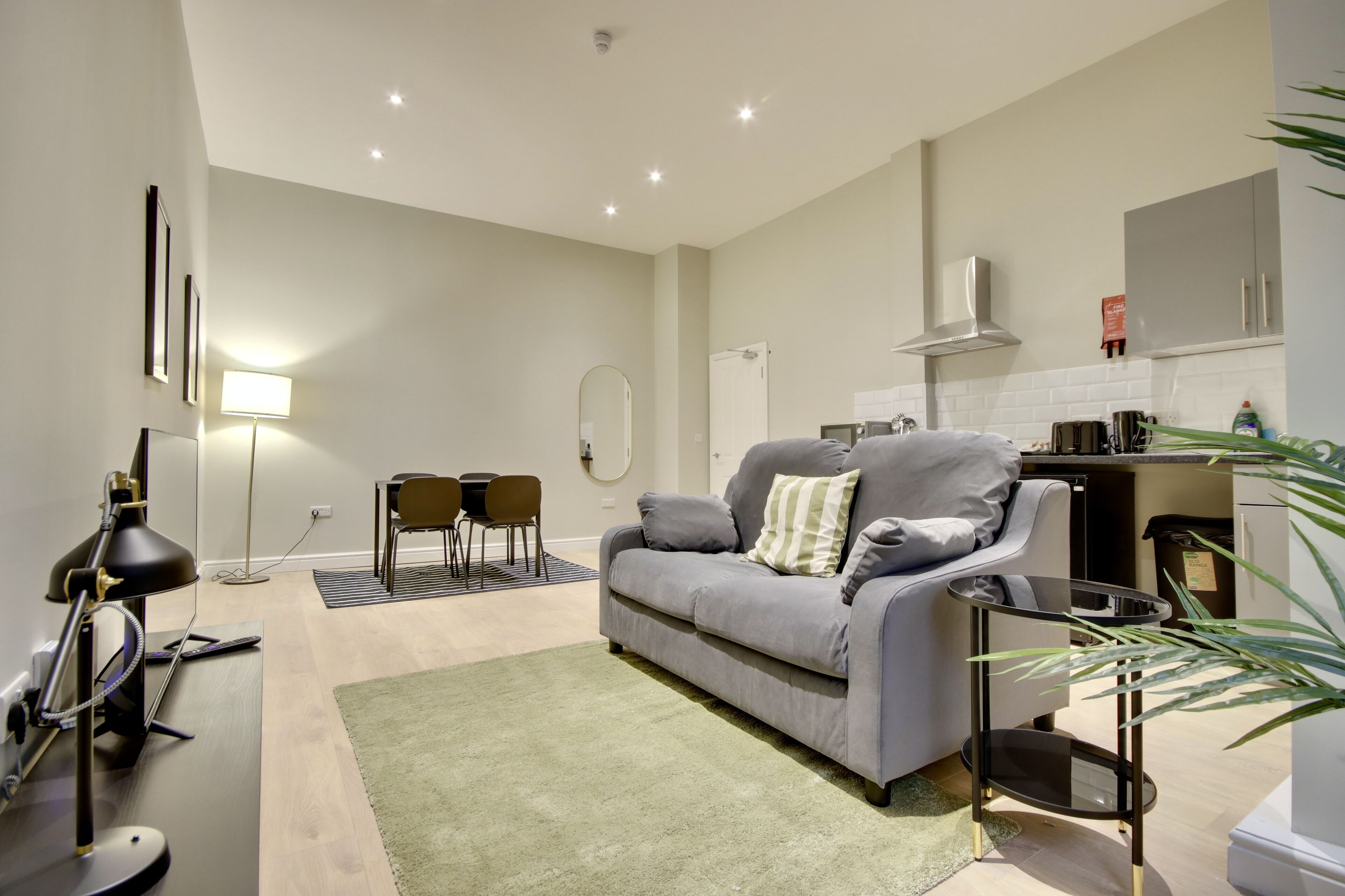 Orange Grove Hotel Gardens