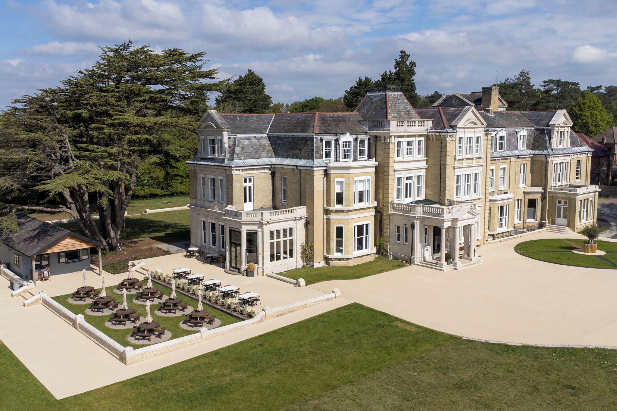 Orange Grove Hotel Gardens