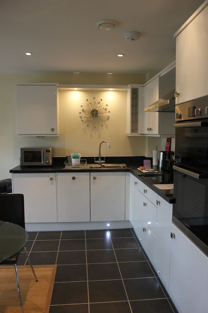 Equinox Place - Serviced Apartments