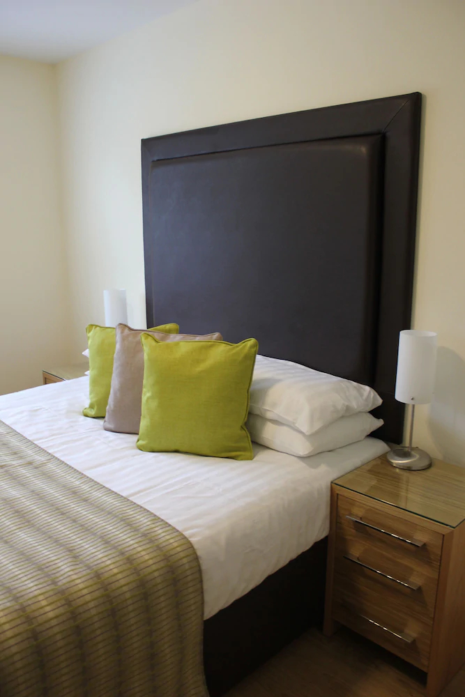 Equinox Place - Serviced Apartments