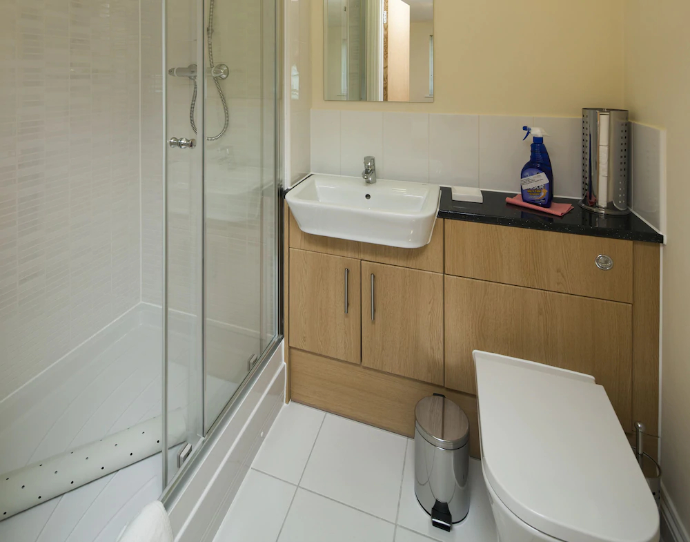 Equinox Place - Serviced Apartments