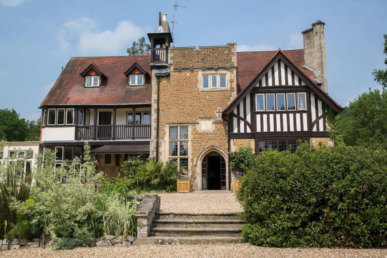 Farnham House