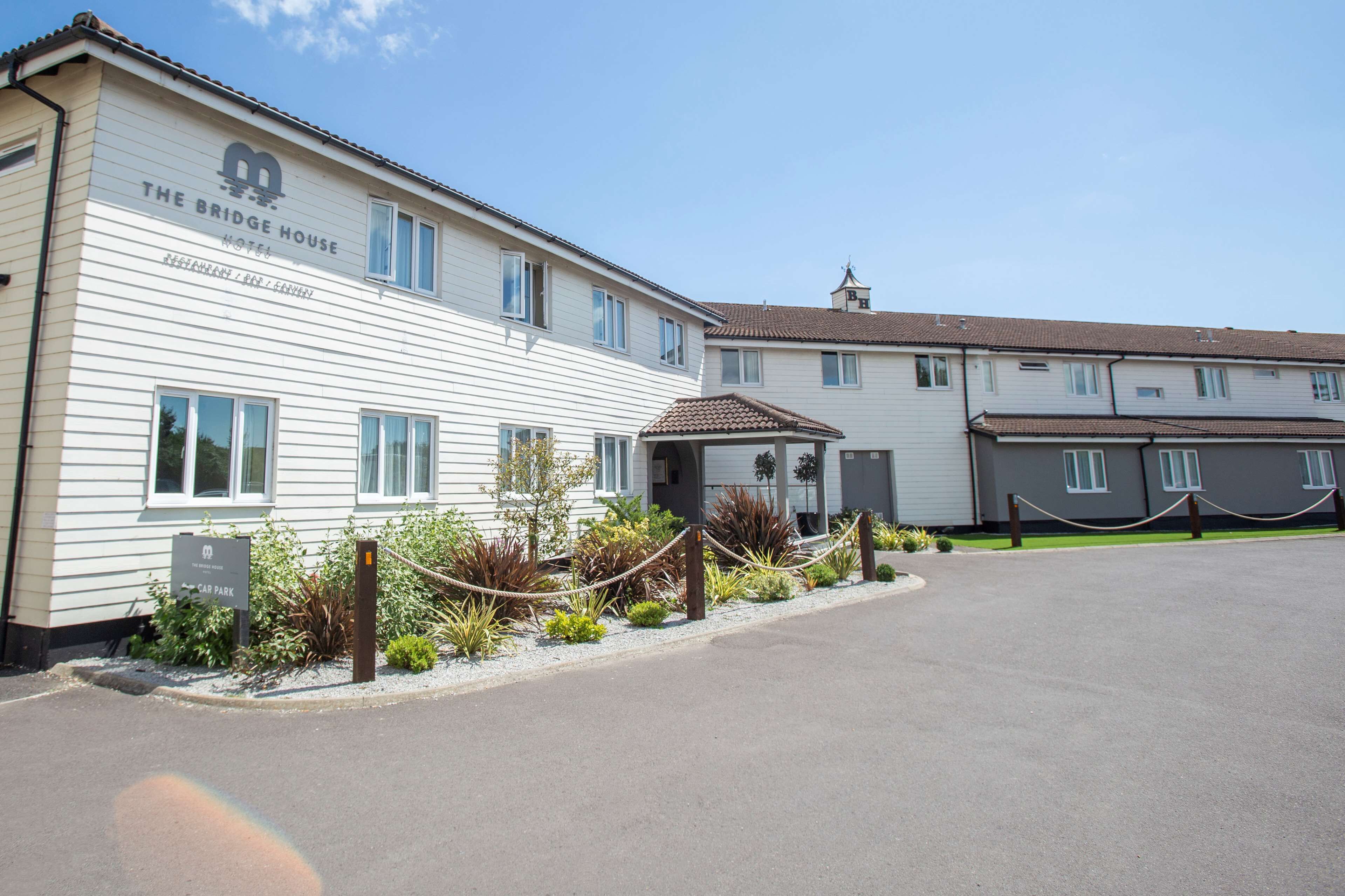 The Bridge House Hotel