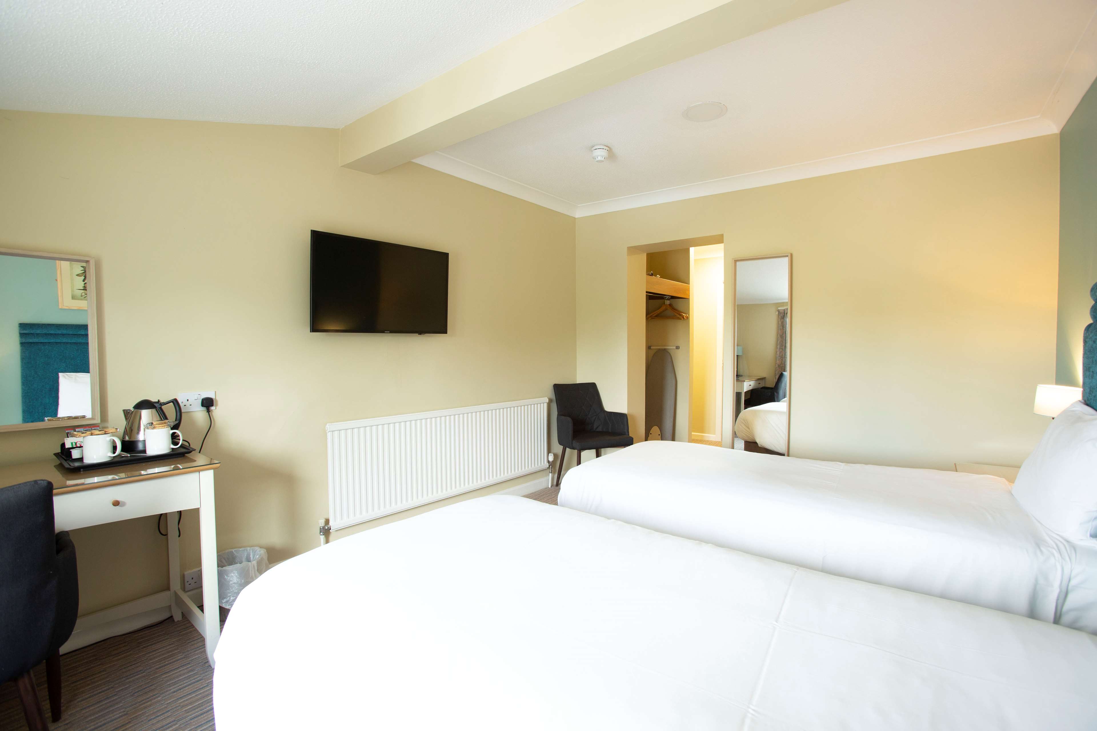 The Bridge House Hotel