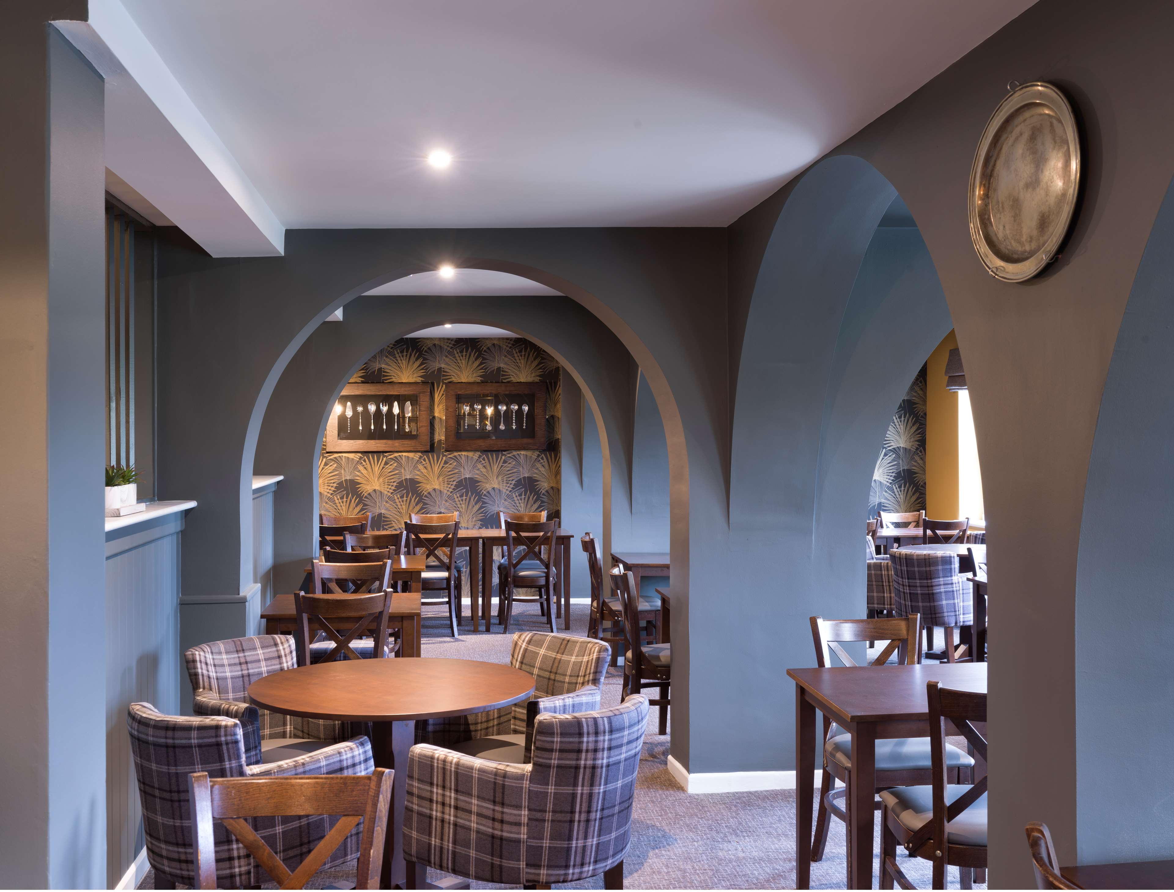 The Bridge House Hotel