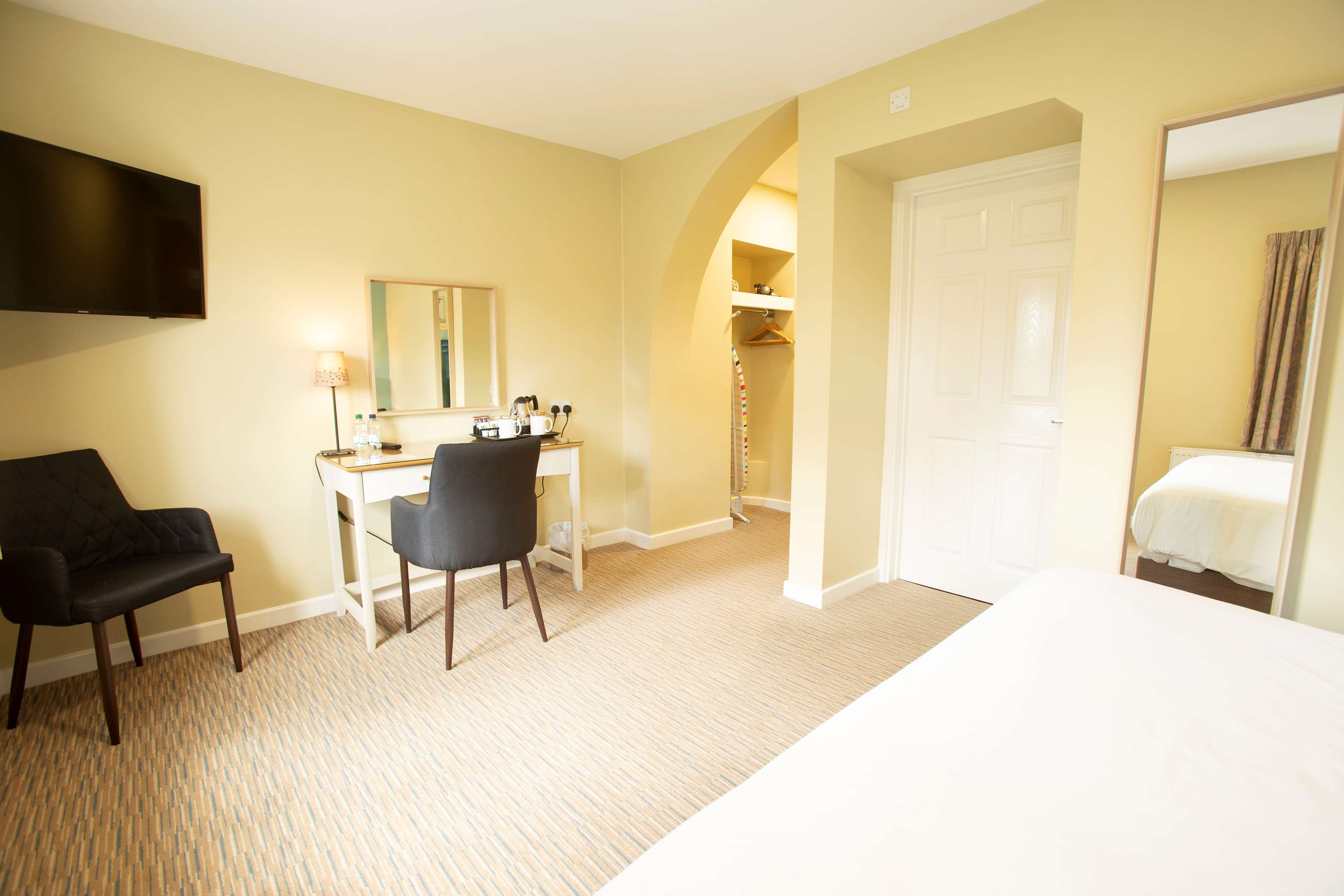 The Bridge House Hotel