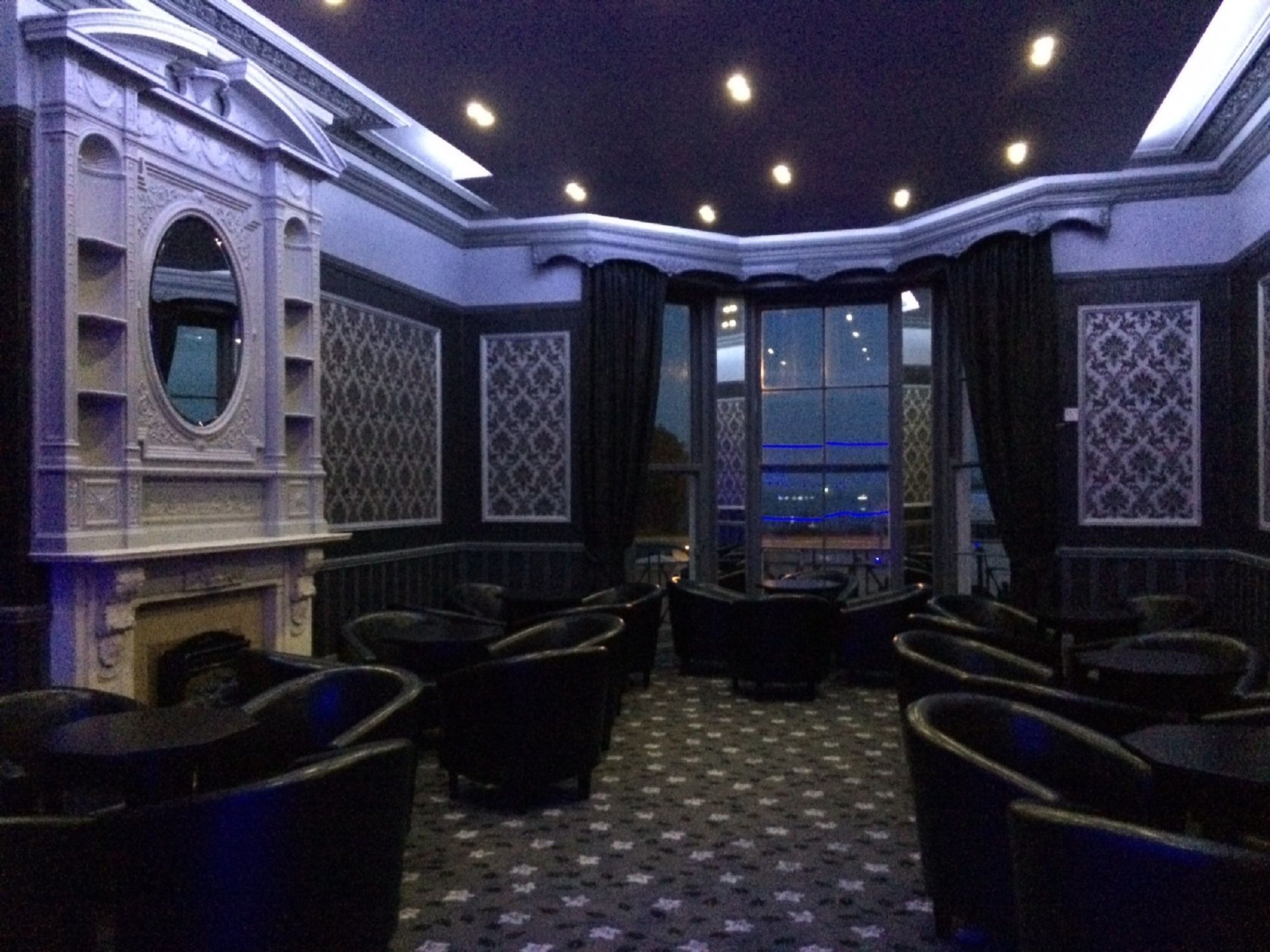 The Carlton Hotel