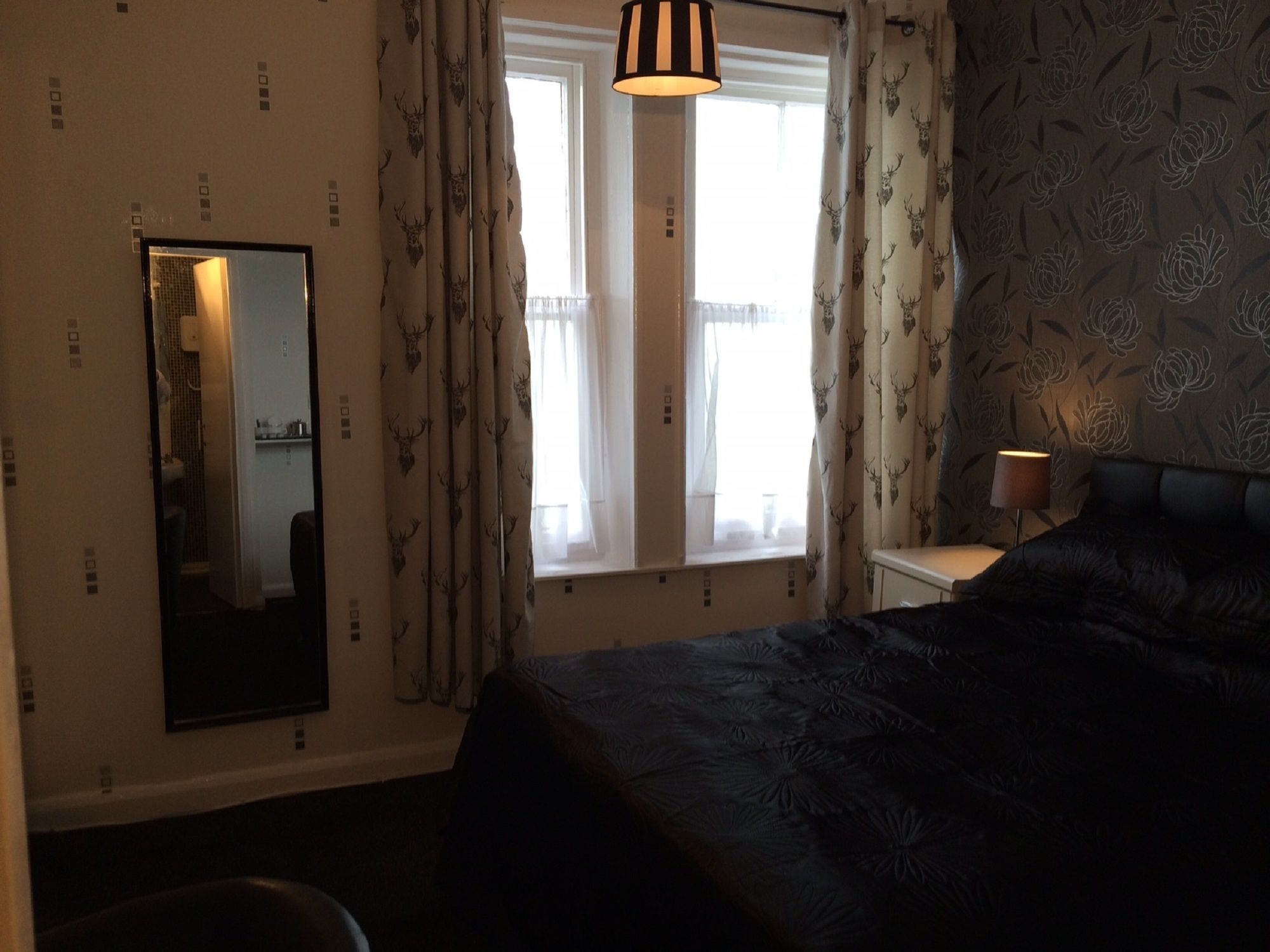 The Carlton Hotel