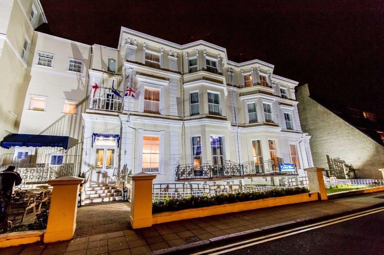 The Carlton Hotel