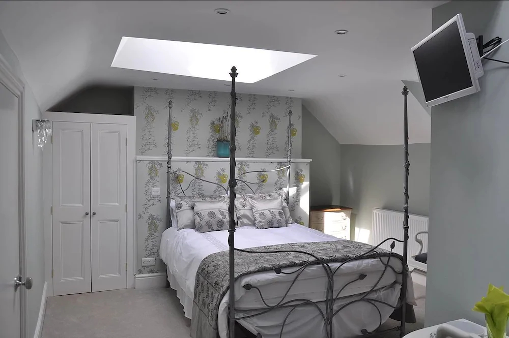 Bove Town House