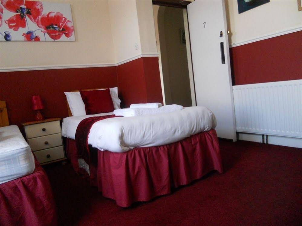 All Seasons Guest House