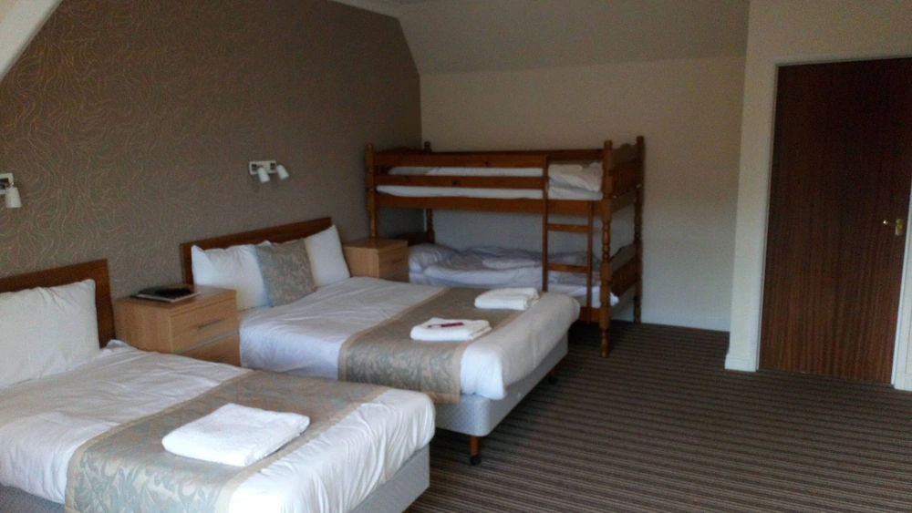 Marine Lodge